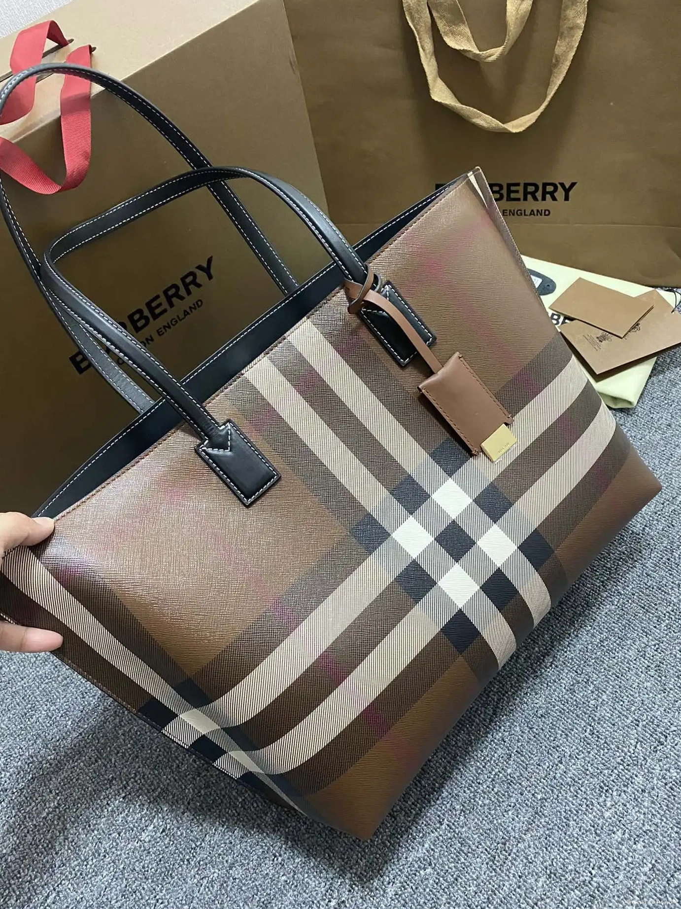 Medium bag-34*14*28CM Tote Check BURBERRY 0619